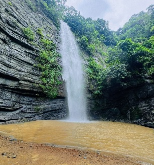চোখজুড়ানো অপরূপ খৈয়াছড়া ঝর্না।❤️