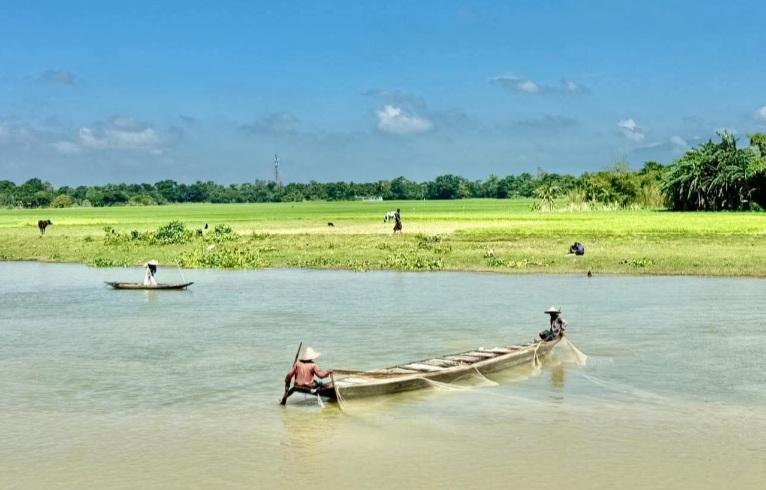 সুনামগঞ্জের হাওরের সুন্দর দৃশ্য।