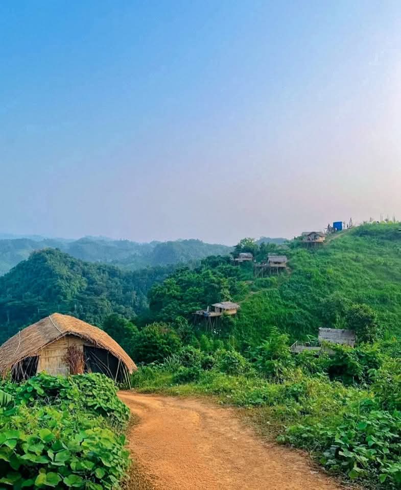 মিরিঞ্জা ভ্যালির এই জুমঘরে একটি রাত কাটানোর আনন্দ বর্ণানাতীত।❤️