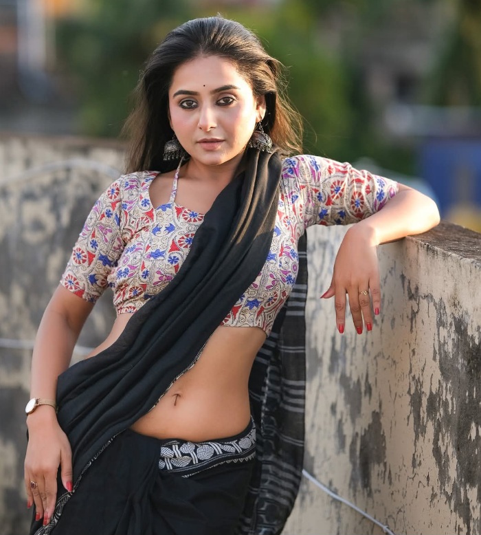 Priyanka Banerjee - Saree Beauties