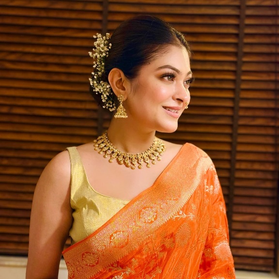 Rooqma Ray - Saree Lover