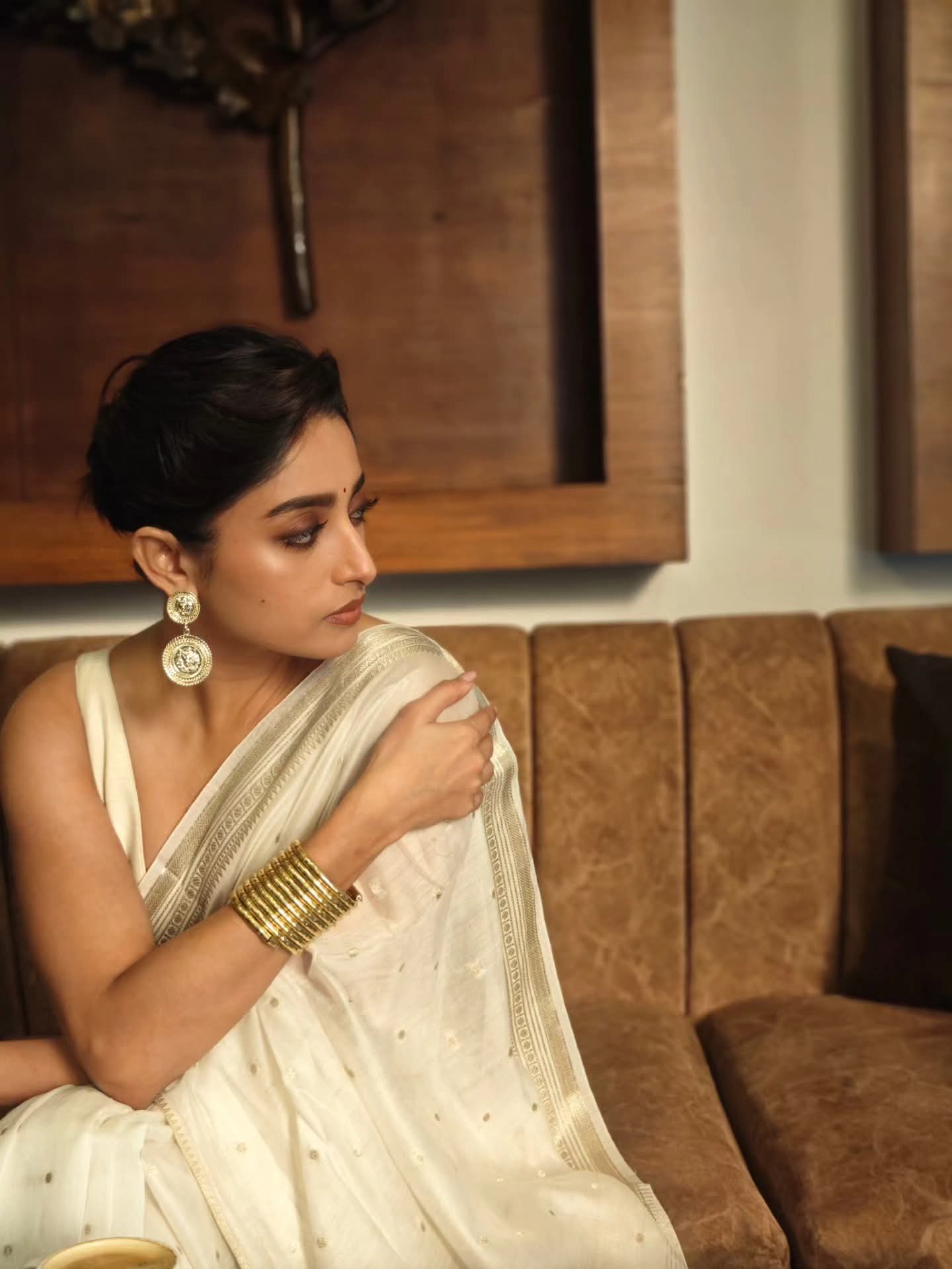 Ishaa Saha - Saree Lover