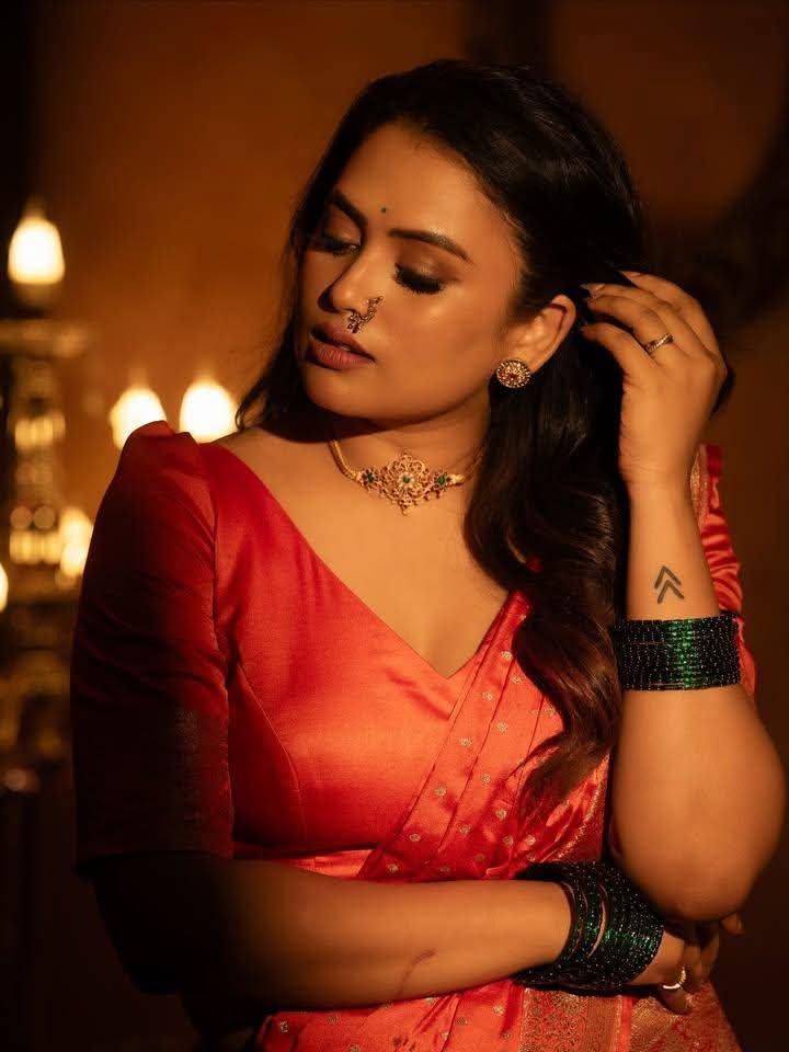 Farina Azad - Saree Beauty