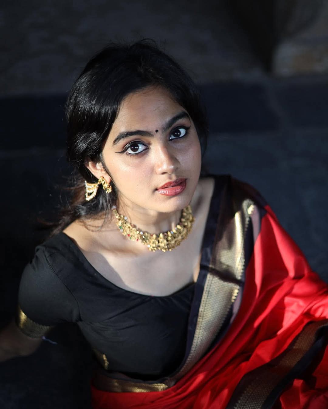 Devika Sanjay - Indian Saree Beauty