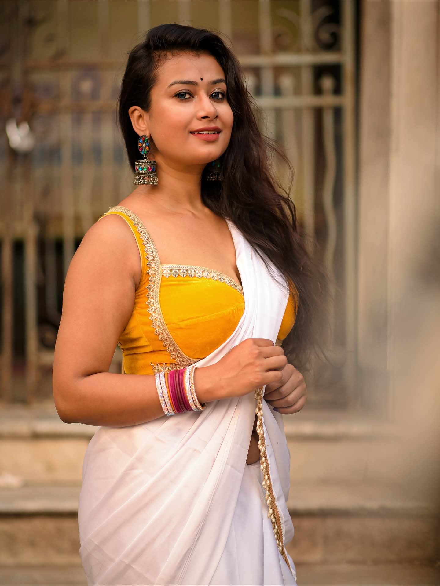 Poonam Biswas - Kolkata Beautiful Model - Indian Saree Model