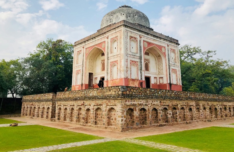 Sunder Nursery, Nizamuddin, National Zoological Park, Nizamuddin West, New Delhi, Delhi, India
#NizamuddinWest #NewDelhi #India