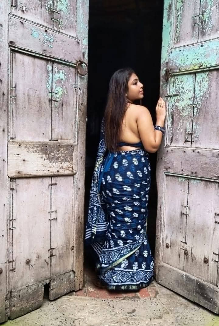 Ankita Das - Indian Saree Blouse Model - Indian Backless Blouse Design - Indian Blouse Fashion - Indian Red Saree Beauty - Indian Yellow Blouse Beauty - Indian Backless Blouse Fashion - Indian Hot Woman Photo - White Blouse Lover - Indian Blouse Style