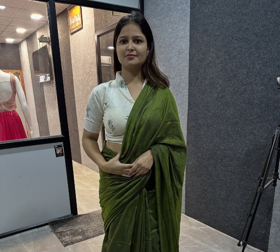 Ruhi Fashion - Indian Bridal Saree Blouse - Indian Ladies Saree Blouse - Indian Saree Blouse Inspiration - Indian Saree Blouse Style - Indian Insta Saree Blouse - Indian Designer Saree Blouses - Indian Unique Saree Blouse - Indian Saree Blouse Lover - Indian Saree Blouse Designing - Indian Designer Saree Blouse Ideas - Indian Saree Blouse Set - Indian Saree Blouse Seken