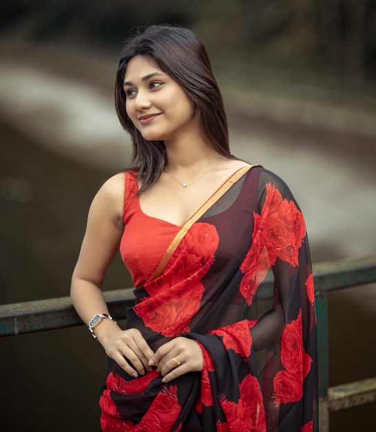 Subhashree Dutta - Kolkata Saree Beauty - Kolkata Hot Saree Model - Kolkata Green Saree Lover - Kolkata Red Blouse Style - Kolkata Hot Girl Photo - Kolkata Leady Beauty - Kolkata Saree Shoot - Kolkata Blouse Fashion - Kolkata Blouse Design - Kolkata Saree Blouse Style - Kolkata Saree Photoshoot