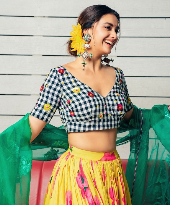 Keerthy Suresh - Indian Lehenga Beauty - Indian Lehenga Lover - Indian Lehenga Fashion - Indian Lehenga Style - Indian Lehenga Photoshoot