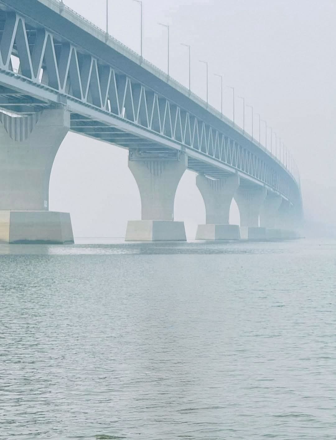 পদ্মাসেতুর একটি দারুণ ভিউ।❤️