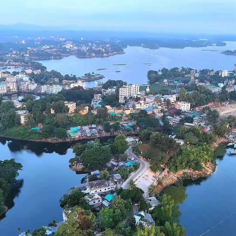 শীতের সকালের রাঙ্গামাটির শহরের সুন্দর দৃশ্য।