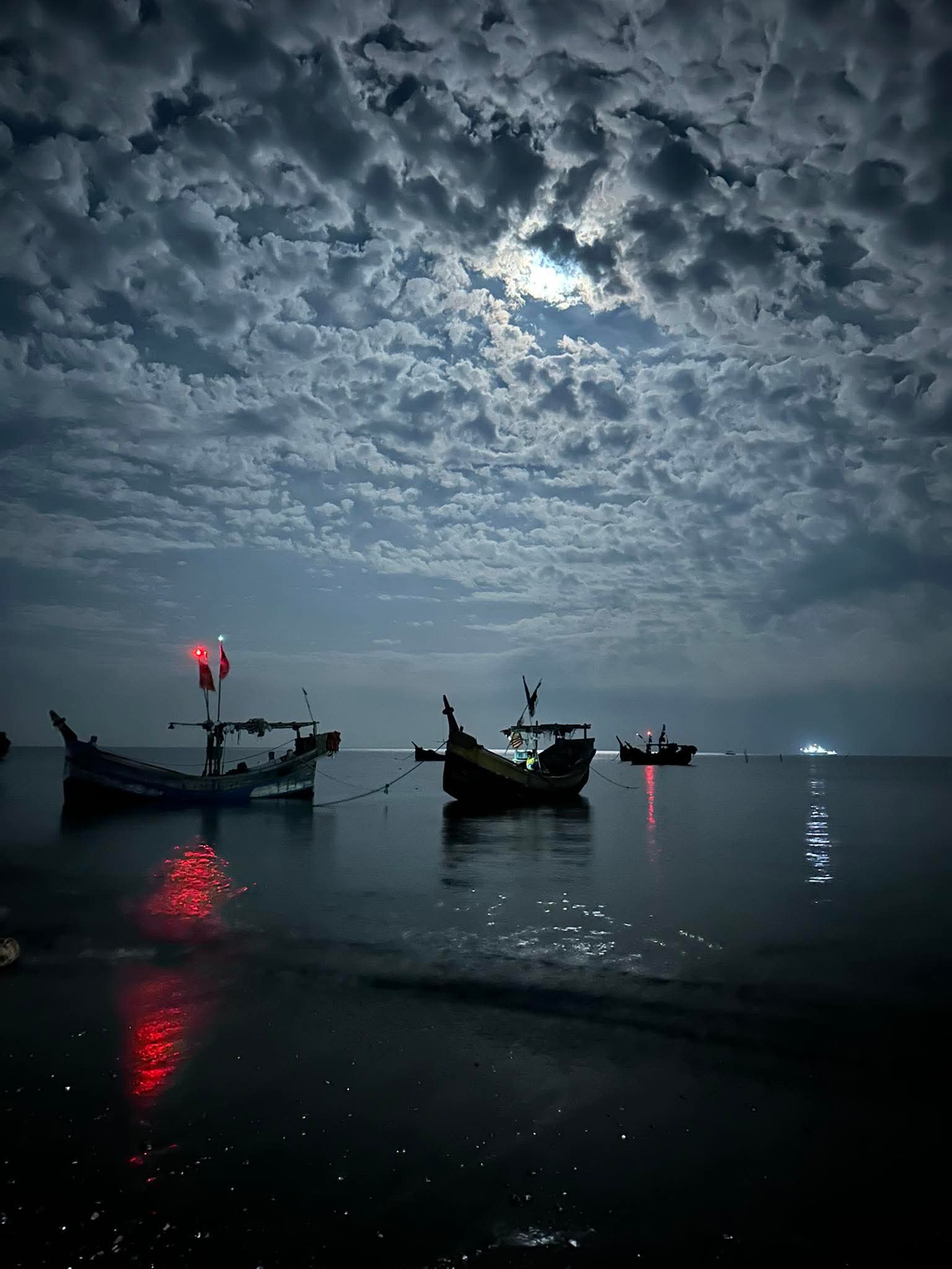 সেন্টমার্টিন পূর্ব বীচের সুন্দর দৃশ্য।