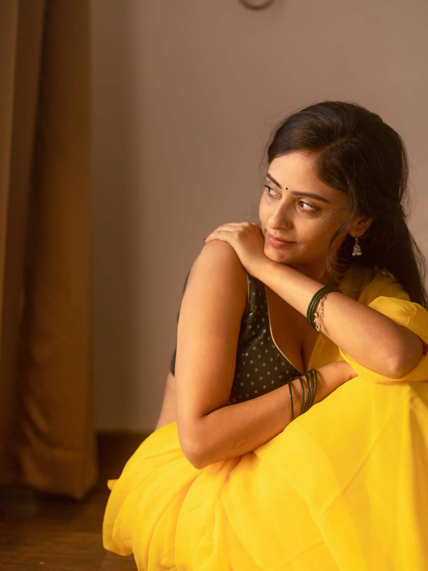 Sanya Thakur - Indian Saree Sondori - Indian Saree Fashion - Indian Saree Blouse Model - Indian Blouse Design - Indian Blouse Fashion - Indian Saree Beauty - Indian Blouse Beauty - Indian Beautiful Leady Actor - Indian Blouse Fashion - Indian Blouse Style - Indian Hot Girl Photo - Indian Blouse Photoshoot - Indian Blouse Shoot