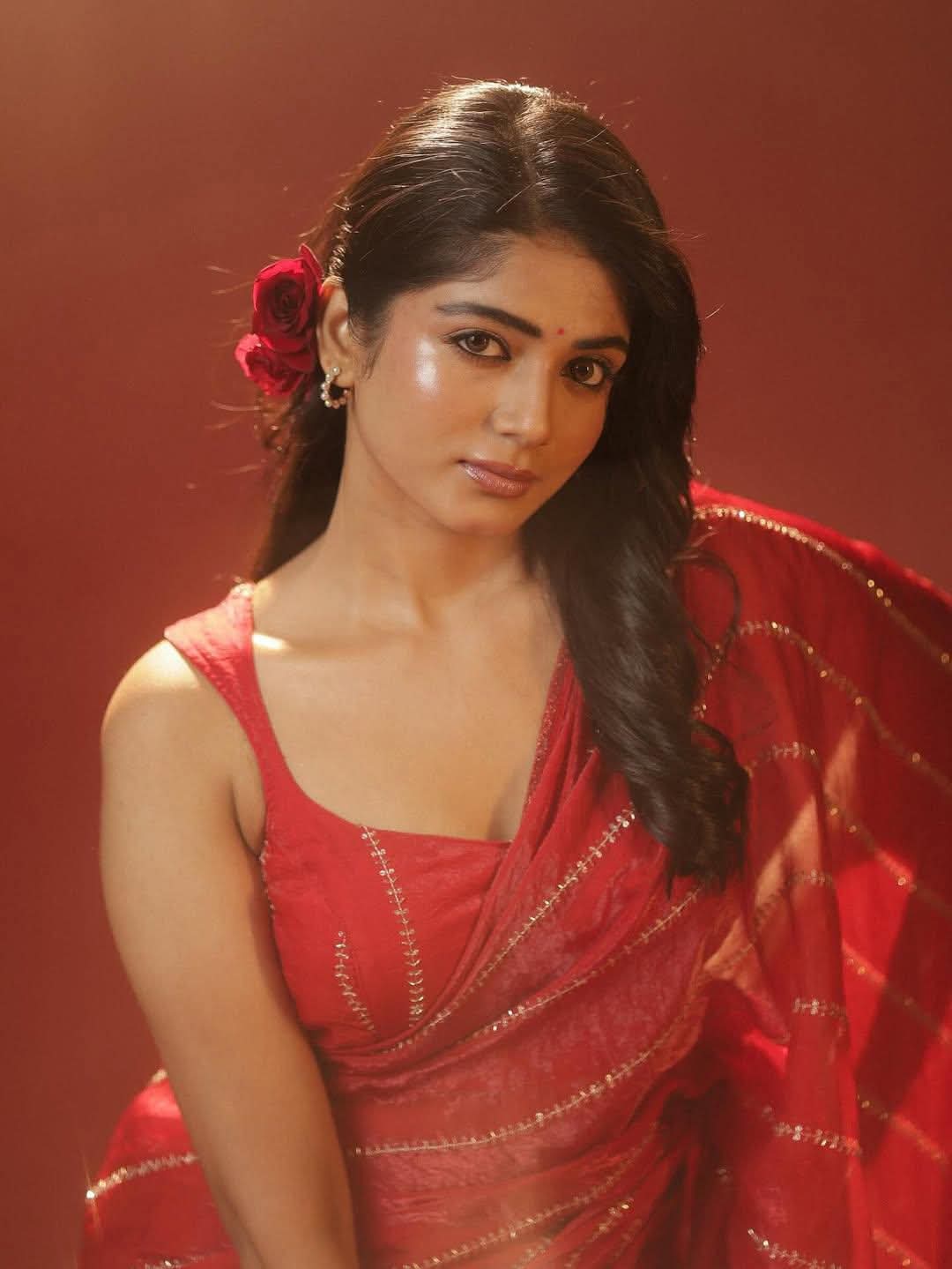 Viyana - Indian Saree Look - Indian Saree Blouse Model - Indian Blouse Design - Indian Saree Shoot - Indian Saree Beauty - Indian Blouse Beauty - Indian Blouse Fashion - Indian Hot Leady Photo - Black Blouse Lover - Indian Blouse Style - Indian Saree Photoshoot