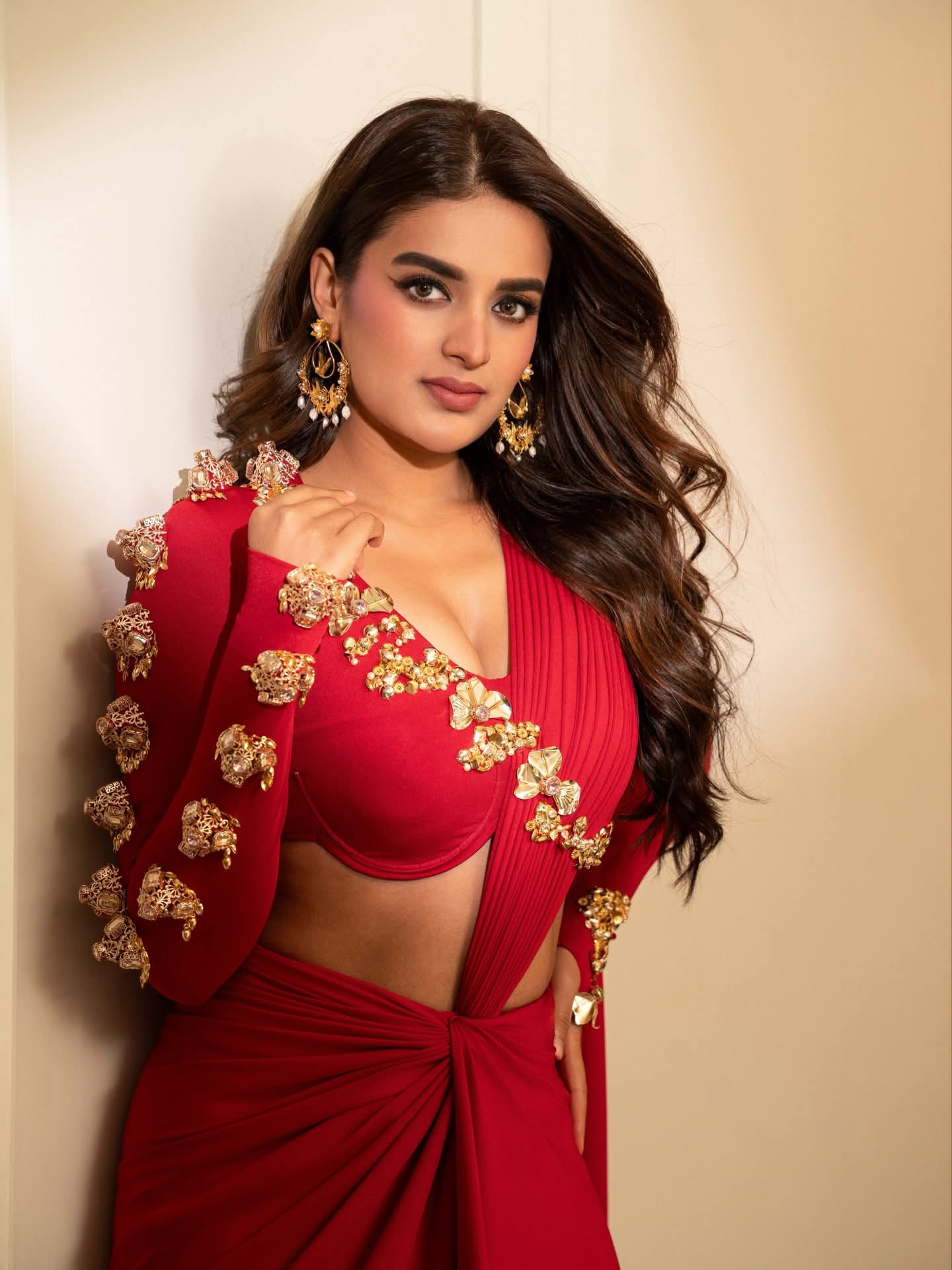 Nidhhi Agerwal - Telugu Saree Fashion - Telugu Saree Look - Telugu Saree Model - Telugu Saree Beauty - Telugu Blouse Lover - Telugu Saree Lover - Telugu Saree Shoot - Telugu Beautiful Girl Photo - Telugu Saree Sondori - Telugu Saree Photoshoot