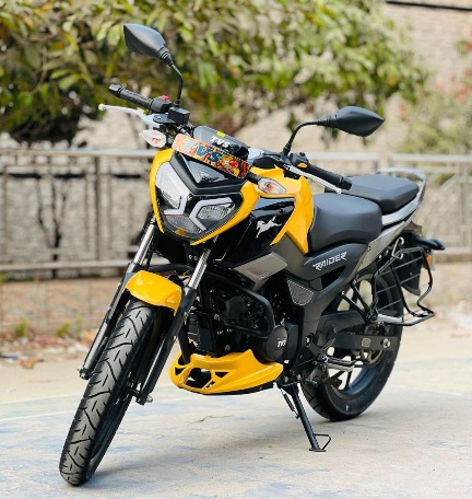 TVS Raider 125 Yellow