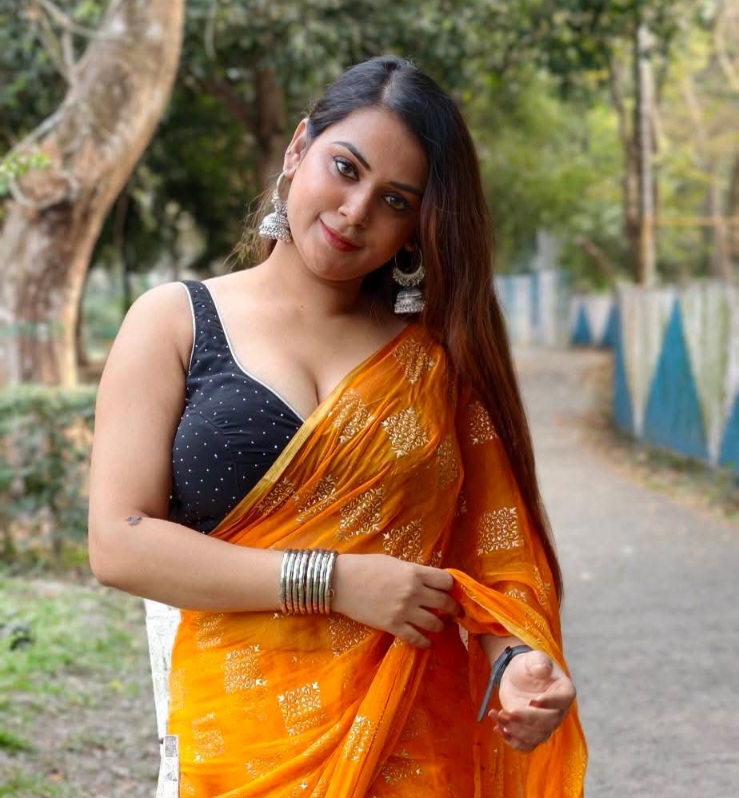 Pratima Pramanick - Indian Saree Beauty - Indian Hot Saree Model - Orange Saree Lover - Black Blouse Lover - Indian Hot Leady Photo - Indian Saree Shoot - Indian Saree Blouse Fashion - Indian Blouse Design - Indian Saree Blouse Style - Indian Saree Photoshoot