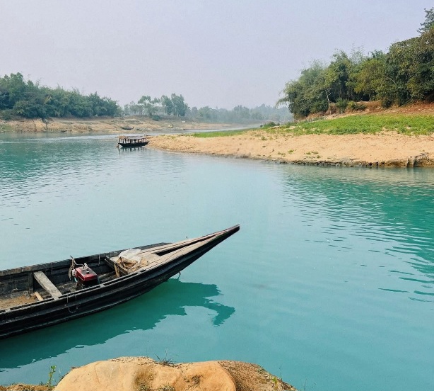 বাংলার নীলনদ লালাখালের সুন্দর দৃশ্য।