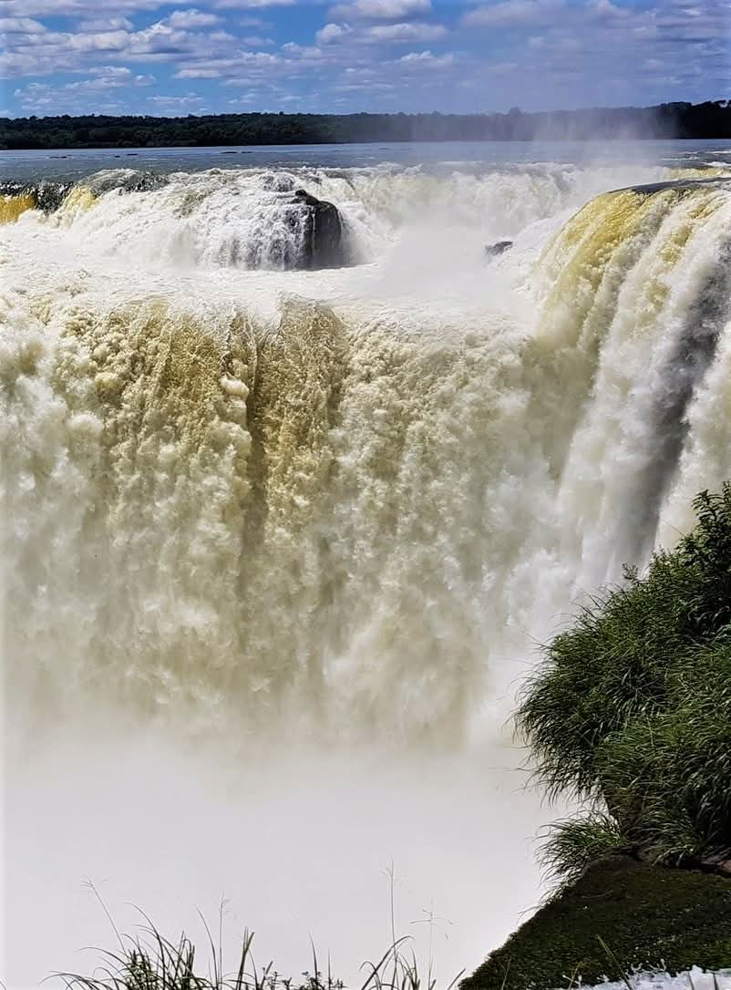 Iguazu Falls, Argentina,Brazil.