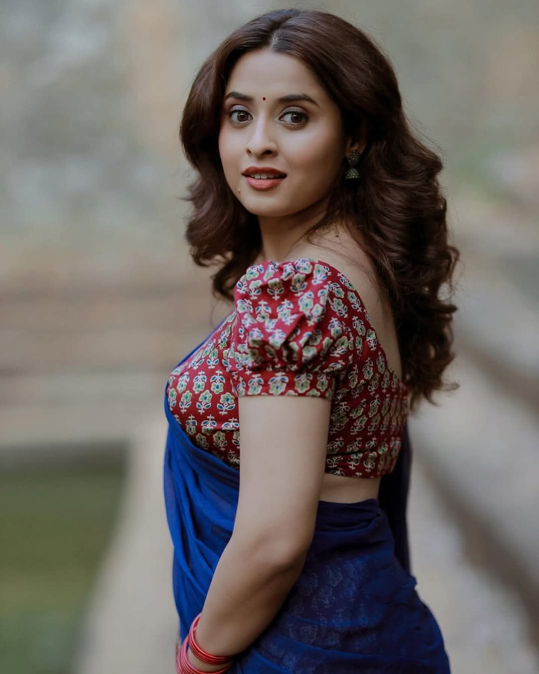 Arthana Binu - Indian Saree Lover - Indian Saree Look - Indian Saree Beauty - Indian Saree Shoot - Indian Saree River - Indian Saree Model - Indian Saree Sondori - Indian Saree Fashion - Indian Saree Photoshoot - Indian Saree Lover - Indian Saree Style