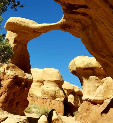 Arch in Devil's Garden, Grand Staircase-Escalante National Monument, Utah