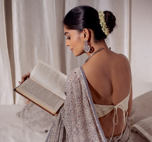 Ananya Das - Indian Saree Blouse Model - Indian Saree Blouse Beauty - Indian Saree Blouse Sondori - Indian Saree Blouse Lover - Indian Hot Girl Photo - Indian Saree Blouse Shoot - Indian Saree Blouse Fashion - Indian Blouse Design - Indian Saree River - Indian Saree Blouse Look - Indian Saree Blouse Style - Indian Saree Blouse Photoshoot
#AnanyaDas #Saree #BlouseFashion #Blouse #BlouseStyle #SareeBlouse