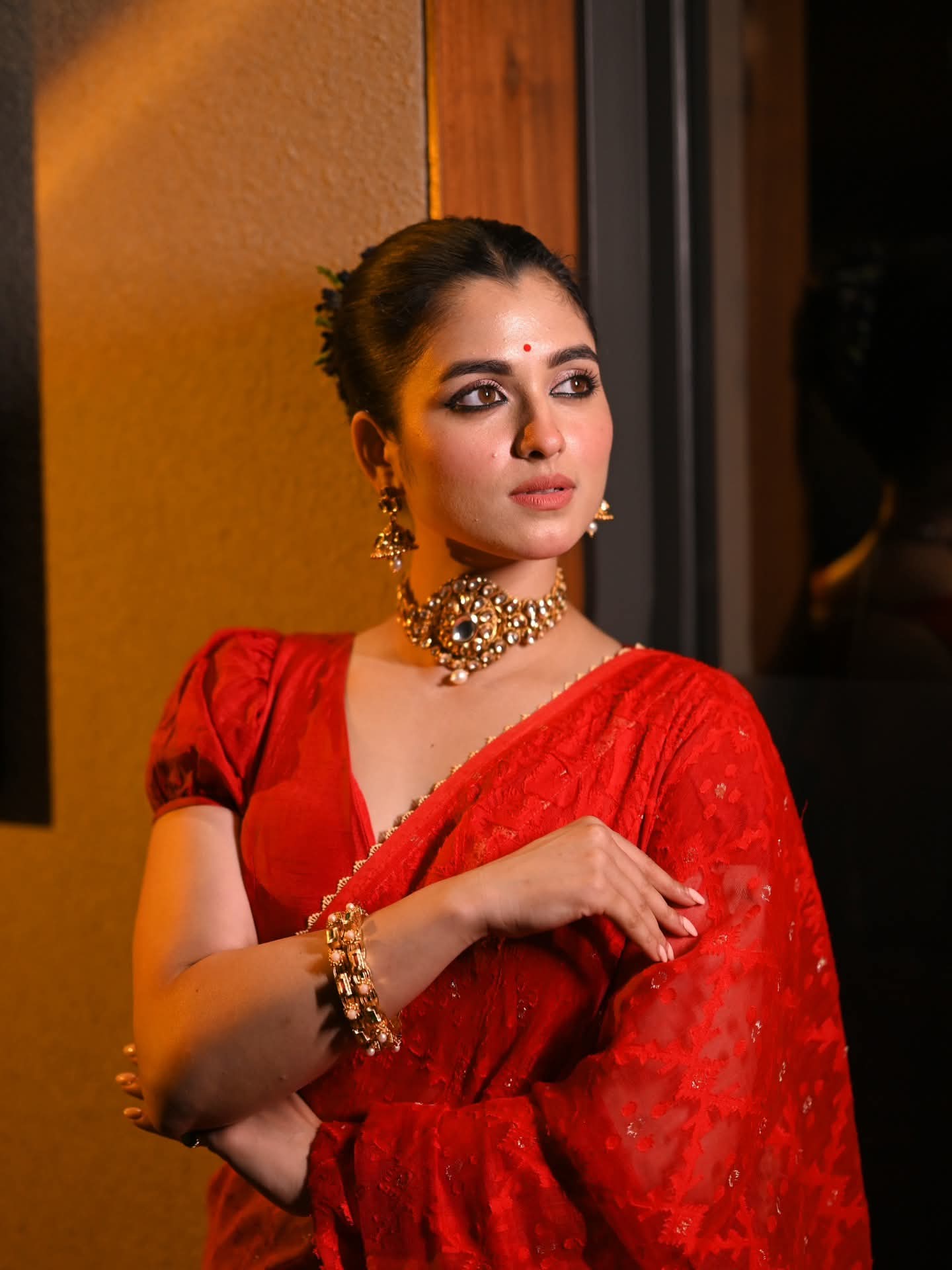 Shyamoupti Mudly - Kolkata Saree Blouse Sondori - Kolkata Saree Blouse Beauty - Kolkata Saree Blouse Model - Kolkata Red Saree Blouse Lover - Kolkata Red Saree Blouse Style - Kolkata Hot Girl Photo - Kolkata Saree Blouse Look - Kolkata Saree Blouse Shoot - Kolkata Saree Blouse Fashion - Kolkata Saree Blouse Design - Kolkata Saree Photoshoot
#ShyamouptiMudly #Saree #Blouse #SareeFashion #SareeBlouseStyle