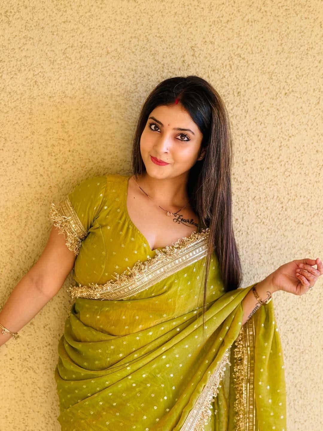 Kritika Singh - Indian Saree Blouse Fashion - Indian Saree Blouse Hot Look - Indian Saree Blouse Beauty - Indian Saree Blouse Shoot - Indian Saree Blouse River - Indian Saree Blouse Model - Indian Saree Blouse Lover - Indian Hot Girl Photo - Indian Saree Blouse Photoshoot - Indian Saree Blouse Sondori - Indian Saree Blouse Style
#KritikaSingh #IndianSaree #IndianBlouse #SareeFashion #SareeStyle