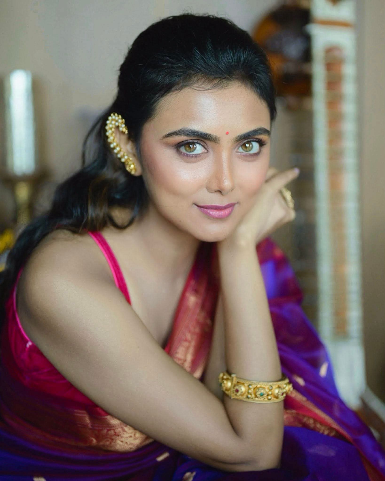 Idhika Paul - Kolkata Saree Blouse Style - Kolkata Saree Blouse Look - Kolkata Saree Blouse Beauty - Kolkata Saree Blouse Shoot - Kolkata Saree Blouse River - Kolkata Saree Blouse Model - Kolkata Hot Girl Photo - Kolkata Saree Blouse Lover - Kolkata Saree Blouse Photoshoot - Kolkata Saree Blouse Sondori - Kolkata Saree Blouse Fashion
#IdhikaPaul #IndianSaree #IndianBlouse #SareeFashion #SareeStyle