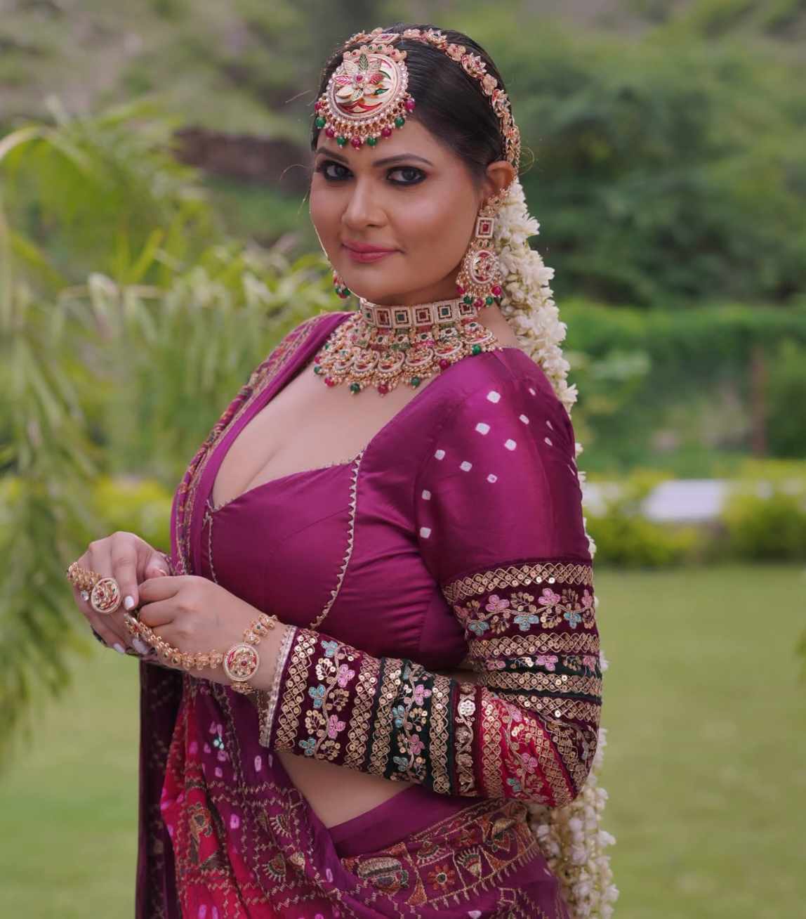 Aabha Paul - lehenga - lehenga for girls - lehenga for women - lehenga blouse design - bridal lehenga - lehenga designs for girls - lehenga designs - sabyasachi lehenga - fish cut lehenga - lehenga choli for 20 year girl - lehenga choli - lehenga choli for girls - lehenga for kids - hairstyle for lehenga - lehenga for wedding