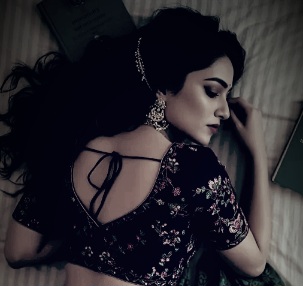 একজন নারী কিভাবে পুরুষের জীবন নষ্ট করে?
