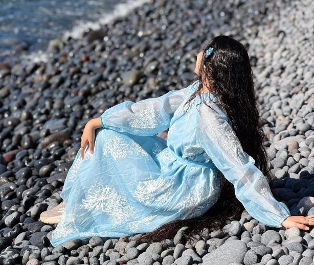নিজের জীবন গোপন রাখার সৌন্দর্য কি?