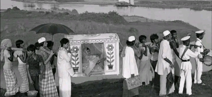 বৌকে পালকিতে চড়ানো হয় কেন জানেন?